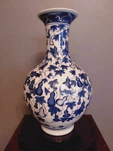 33CM Chinese Blue and White Porcelain Vase Gourd Theme Reproduced Antique - Picture 1 of 3