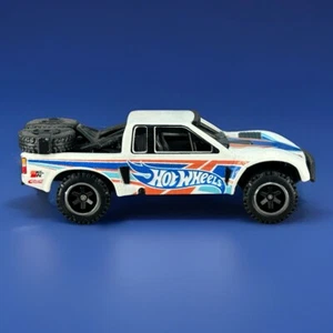 Hot Wheels Premium Boulevard Baja Bouncer #43 Real Riders - Picture 1 of 8