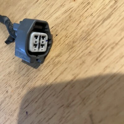 Enchufe de cierre de capó Lexus HS250h 2010-12 4 cables OEM Foto 1 de 4