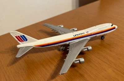 Aereo di linea Boeing 747-400 - UNITED AIRLINES  - Ertl - 1/460 - Immagine 1 di 2