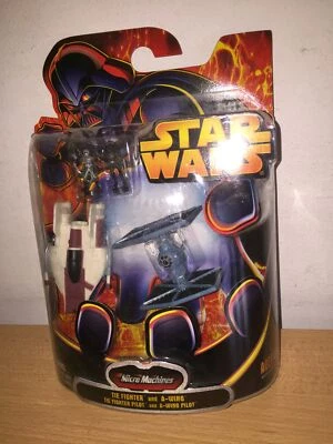 Hasbro Micro Machines Guerre Stellari Star Wars TIE FIGHTER e A-WING MOC, 2005 - Immagine 1 di 3