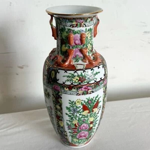 Vaso cinese multicolore dipinto a mano - Foto 1 di 10