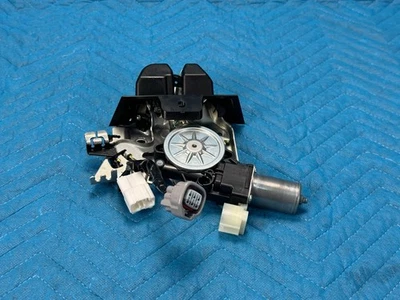Lexus LS500 LS500h Trunk Luggage Lid Lock Latch Actuator 2018 2019 2020 OEM - Image 1 of 4