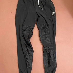 Nike Women Air Pants Size XS Running Black Jogger Pants - Picture 1 of 3