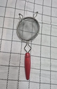 Vintage EKCO 8” Wire Mesh Sieve Strainer with Red Wood Handle, Farmhouse, Retro  - Picture 1 of 8