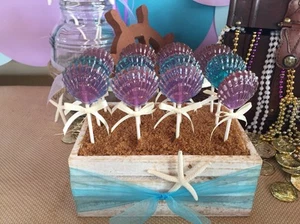 12 CLAM SHELL LOLLIPOPS ~ MERMAID PARTY LOLLIPOPS, WEDDING FAVORS - Picture 1 of 7