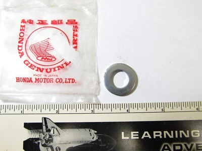 ARANDELA CULATA HONDA 74 CR125M ELSINORE NOS OEM 13MM 90455-357-000 CR125 Foto 1 de 4