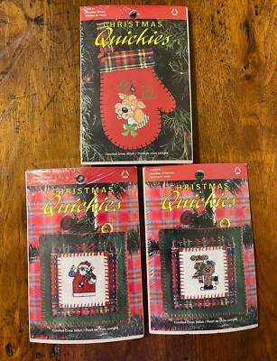 Christmas Quickies Cross Stitch Ornament Kits Reindeer Mitten Santa Lot of 3 - Imagem 1 de 4