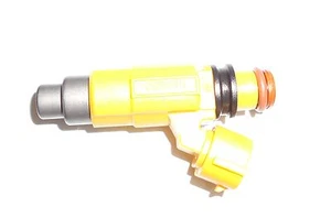 Inyector de combustible Yamaha F150 63P-13761-00-00 años 2004 a 2013 - Imagen 1 de 7