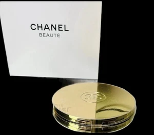 New In Box Chanel Beaute Gold GWP Compact Dual Sided Mirror With  CC Stamp - Picture 1 of 4