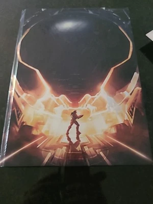 HALO 4 OFFICIAL GAME GUIDE BOOK HARDBACK BOOK 343 INDUSTRIES ￼￼ COLLECTORS ED. - Image 1 of 3