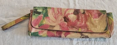 Maurizio Taiuti Italy Leather Clutch Purse Flowers Pink Magnetic Snaps Vtintage - Image 1 of 4