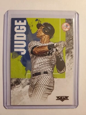 2019 Topps Fire - Aaron Judge #122 - Image 1 of 2