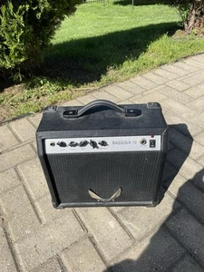 Dean 10 Watt Bassola Practice Amplifier Amp W/ Headphone Jack NICE FREE SHIPPING - Picture 1 of 7