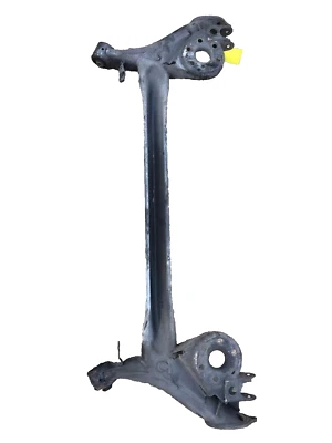 SCION XB 2012 deportivo utilitario suspensión trasera subchasis eje cargado conjunto de vigas Foto 1 de 4