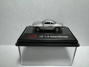 Malibu International 1/87 HO scale diecast VW Karmann Ghia Coupe (opened) - Picture 1 of 1