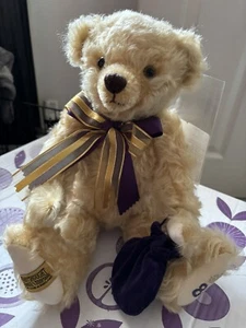 Royal Mint Queen 80th Birthday Bear - Picture 1 of 5