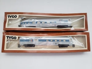 TYCO AMTRAK AUSSICHTS- UND MÄHDRESCHERWAGEN 2 STÜCK KAPUTTE BOXEN - Bild 1 von 7