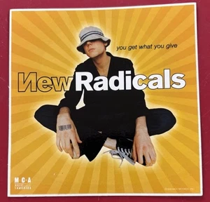 You Get What You Give New Radicals MCA Aufkleber Sticker Gelb Med Original Promo - Bild 1 von 3