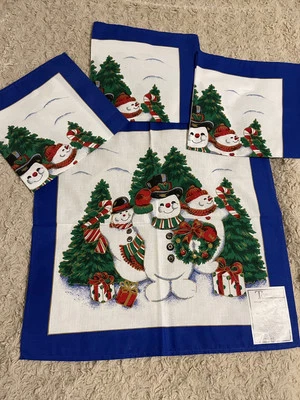 Christmas Fabric Napkins Tobin Home Holiday Snowman Holiday Square Set Of 4 NEW - Image 1 of 2