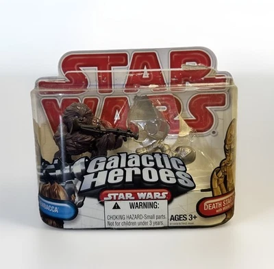 Juego de figuras de héroes galácticos de Star Wars de droide estrella de la muerte y Chewbacca Foto 1 de 4