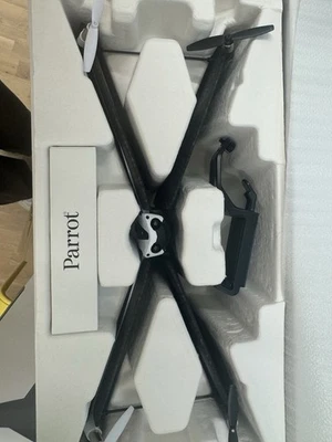 Parrot Swing Drone with Flypad Boxed - Image 1 of 4