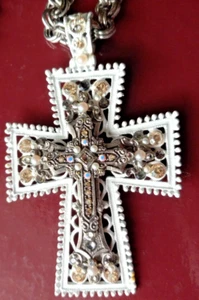 Vintage White Cross rhinestone Pendant Choker Necklace Pretty Luster 16” - Picture 1 of 12