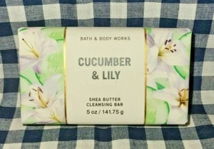 NEW! CUCUMBER & LILY Cleansing Bar 5 oz Bath & Body Works - Picture 1 of 1