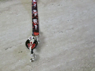 Insignia de identificación con cordón Betty Boop, médica, enfermera, pediátrica, UCI, ER, UCIN, oficina  Foto 1 de 4