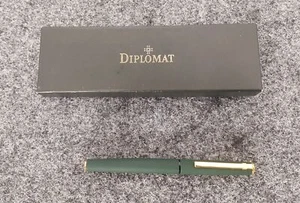 DIPLOMAT EXCELLENCE FÜLLER M 585 GOLD FEDER 14K EVERGREEN IN OVP FÜLLFEDERHALTER - Bild 1 von 11