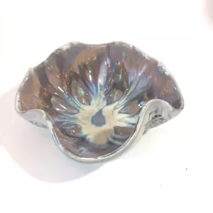Dudley Pottery Hawaii Iridescent Biomorph Wavy Flower Bowl Blue Brown - Bild 1 von 4
