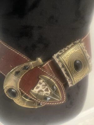 Cinturón llamativo boho tono latón metal ancho pesado anillo concho vintage Foto 1 de 4