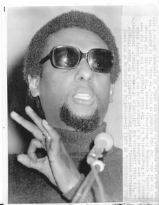 Foto de prensa vintage de Stokely Carmichael 1973 AP LUCHA NEGRA derechos civiles 8x10 - Imagen 1 de 4
