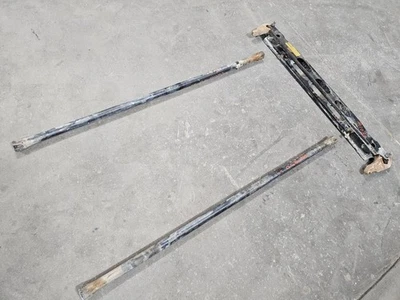 01-10 Silverado Sierra 2500 3500 USADAS barras de torsión izquierda/derecha con montaje en marco Foto 1 de 4