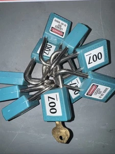 Master Locks Safety Lockout Padlock's Keyed Alike One Key 10 Locks Teal - Picture 1 of 2