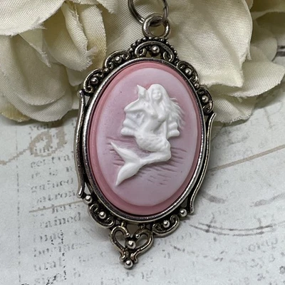 美人鱼海滩粉色白色珠宝秋季浮雕项链婚礼派对银色心形 — 第 1/4 张图片