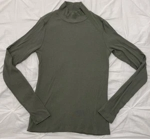 American Eagle manica lunga donna XS verde morbido e sexy a costine finto collo usato in ottime condizioni! - Foto 1 di 5