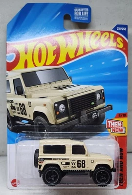 Hot Wheels Land Rover Defender 90 # 6/10 2024 entonces y ahora/Malasia  Foto 1 de 3