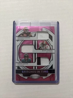 Puntadas FOTL certificadas 2025 en el tiempo Deion, Shedeur Sanders y Travis Hunter/35  Foto 1 de 2