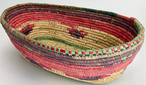 Vintage Coiled Basket Oval Handwoven Yucca Red Green Purple Med Sz 11 x7"x4" Cover