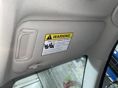 17 18 19 20 MAZDA CX5 Sun Visor Right GRAY w/ illumination Foto 1 de 2