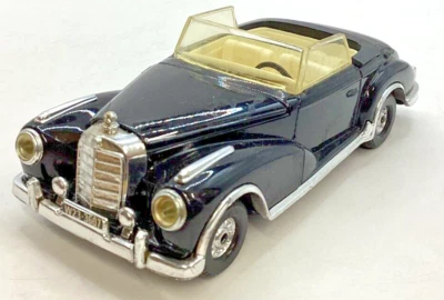 1:43 Mercedes 300SC 1956. 805 Corgi 50's Classics. - Image 1 of 4