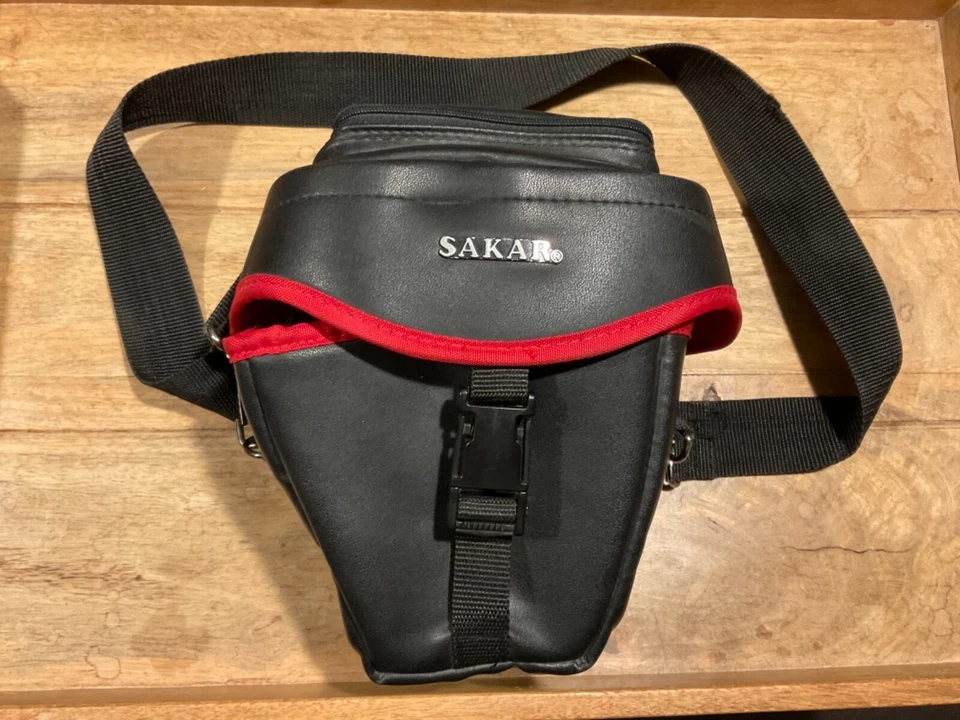 BOLSA DE TRANSPORTE VINTAGE SAKAR 35MM CÂMERA USADA - Imagem 1 de 4