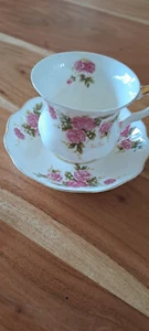 Royal Ascot ! Wunderschöne Red Rose Tea Cup Vitrinenstück Vintage - Bild 1 von 7