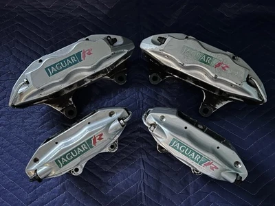 Pinzas de freno delanteras y traseras Brembo Jaguar S-Type R XJR 2003-2008 Foto 1 de 4