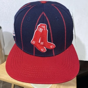 Boston Red Sox Pro Standard MLB Seitenaufnäher schwarz/rot Nadelstreifen Druckknopflasche Mütze - Bild 1 von 5