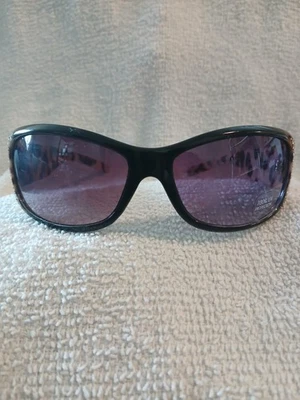 Gafas de sol de protección UV para mujer Foto 1 de 4