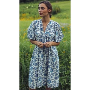 Mille Safran Kleid in blau-weiß Blumenmuster Größe M - Bild 1 von 7