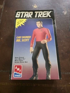 AMT ERTL Star Trek Cheif Engineer Mr. Scott Model Kit #8777 - Picture 1 of 2
