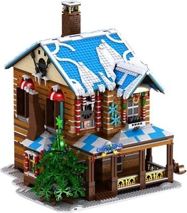 The Christmas House Modular Building Blocks Toy Bricks Winter Themed Set - Picture 1 of 7